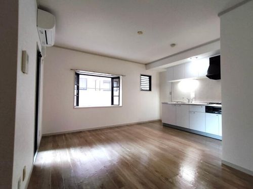 リベルテ美奈原の居間