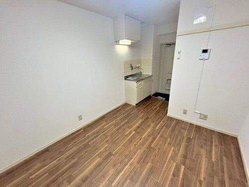 キングスアベニュー流町A棟の内装