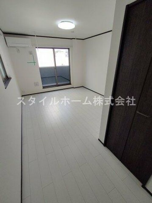 レジデンス花田の居間