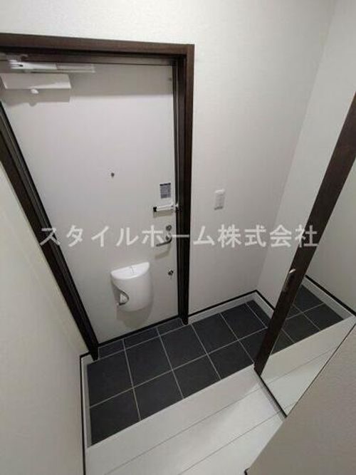 レジデンス花田の玄関
