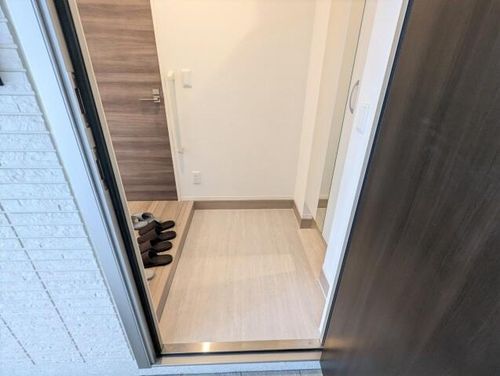 D-room上穂積の玄関