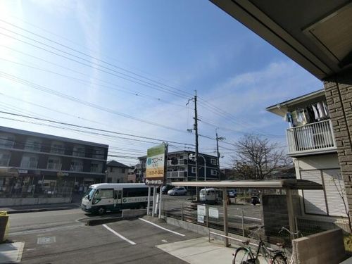 ジュンジュライオーガストのその他画像