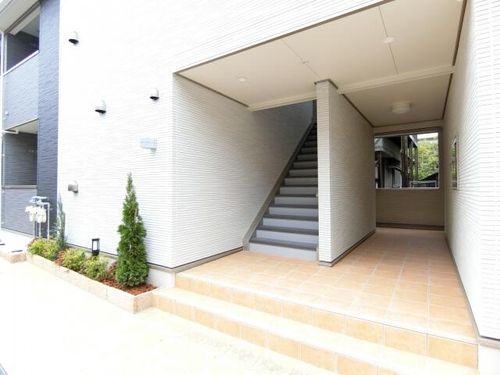 シェーネの玄関