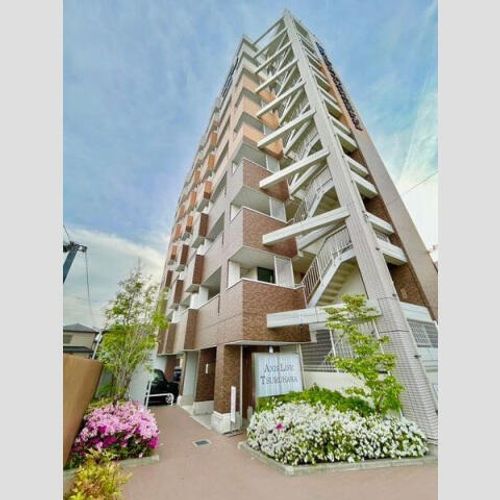 AXIS LIFE TSURUHARA301の外観