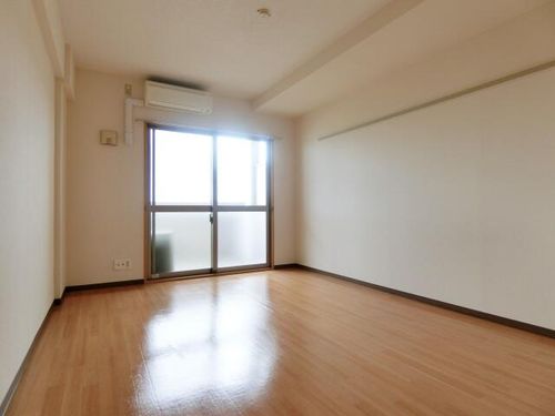 プランソレイユの居間