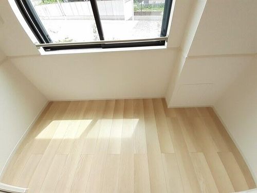 ブライトピアニーのその他画像