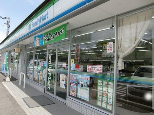 ブライトピアニーのその他画像