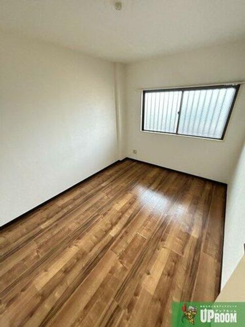 コーポラス林本の内装