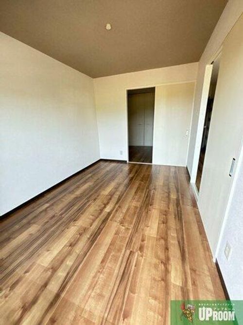 コーポラス林本の内装