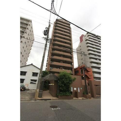 グランドメゾン六番町A-13の外観