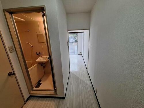 福岡県福岡市早良区西新5丁目(マンション)の賃貸物件の玄関