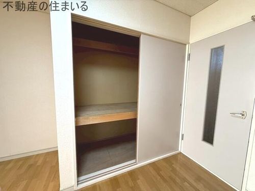 リヴィエール64の内装