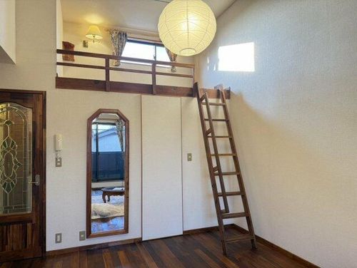 セザンヌ三谷205の居間