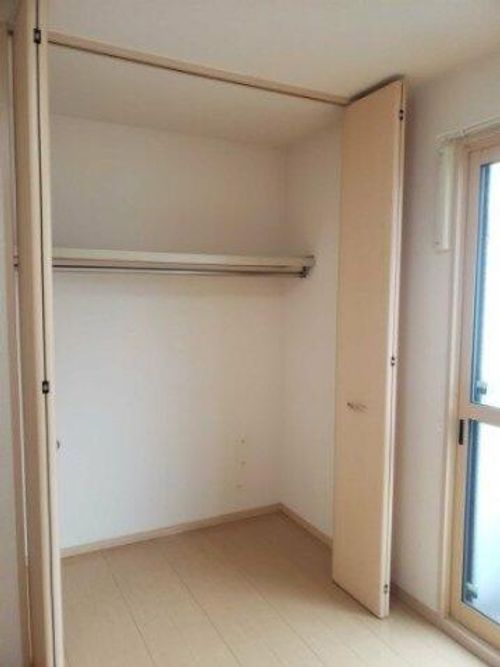 チ・グレイス203の内装