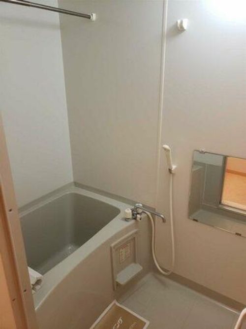 チ・グレイス203の風呂