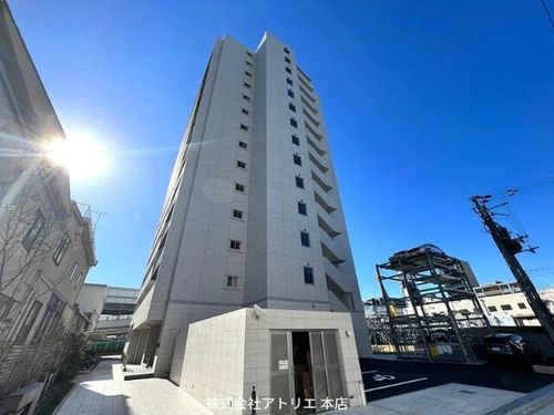 グランカーサ高井田の外観