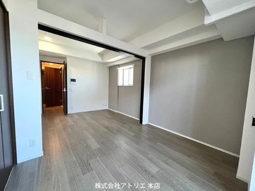 グランカーサ高井田の内装