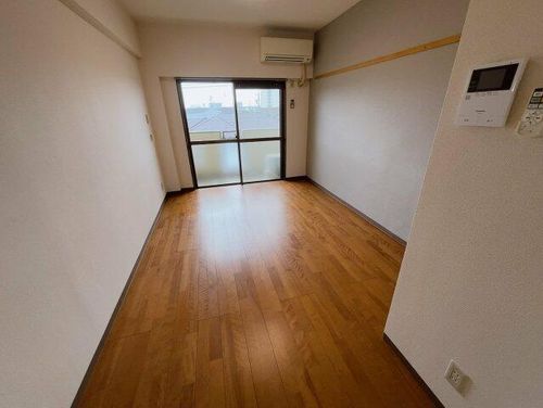 シティハイツSAKAE205の内装