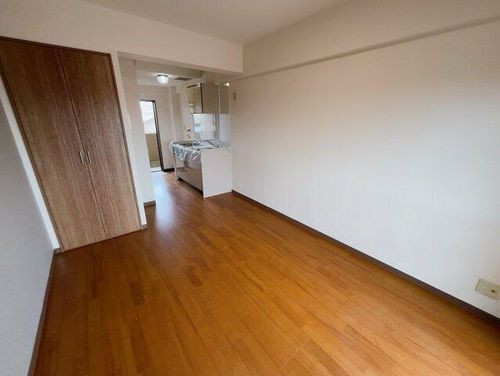 シティハイツSAKAE205の内装