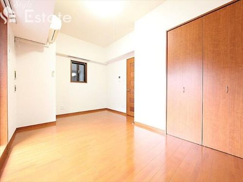 愛知県名古屋市中村区名駅南2丁目(マンション)の賃貸物件の居間