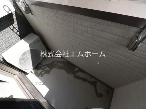ilusion道徳の内装