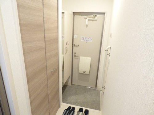 福岡県北九州市八幡西区則松6丁目(アパート)の賃貸物件の玄関