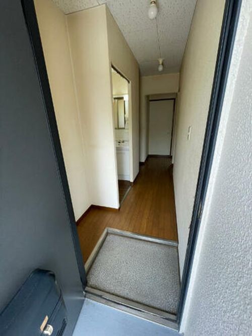 兵庫県神戸市兵庫区湊川町9丁目(マンション)の賃貸物件103の玄関