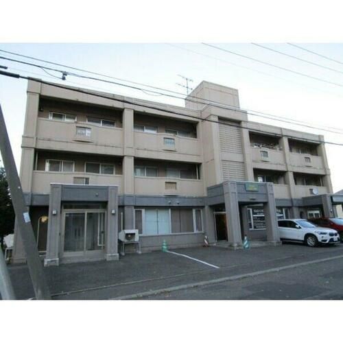 ブールヴァール平岡の外観