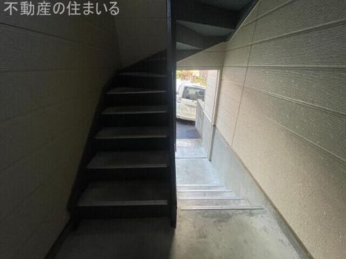 アドゥヴァンス川沿のその他画像