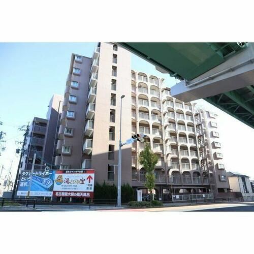 宝第一スカイハイツ506の外観