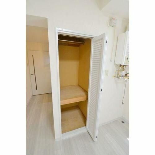 ローヤルハイツ本郷通6の内装