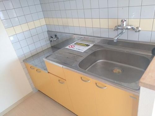 北海道札幌市東区北十三条東15丁目(マンション)の賃貸物件のキッチン