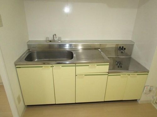 北海道札幌市東区北二十二条東13丁目(マンション)の賃貸物件のキッチン