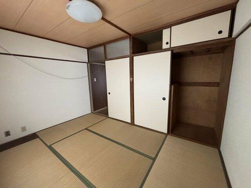 鶴甲コーポ27号館105の内装