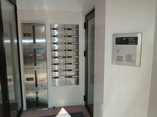 北海道札幌市東区北九条東6丁目(マンション)の賃貸物件の玄関