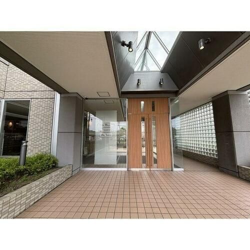 北海道札幌市中央区北一条東10丁目(マンション)の賃貸物件の玄関