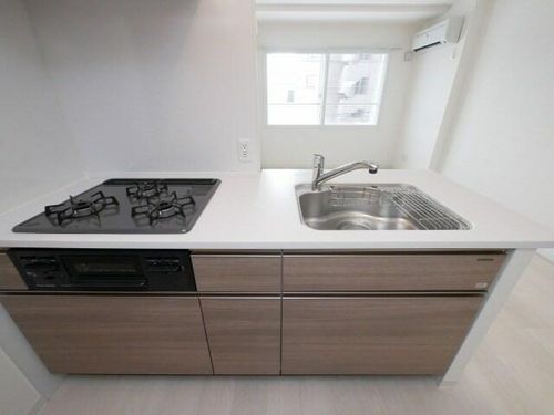 北海道札幌市東区北十六条東14丁目(マンション)の賃貸物件のキッチン