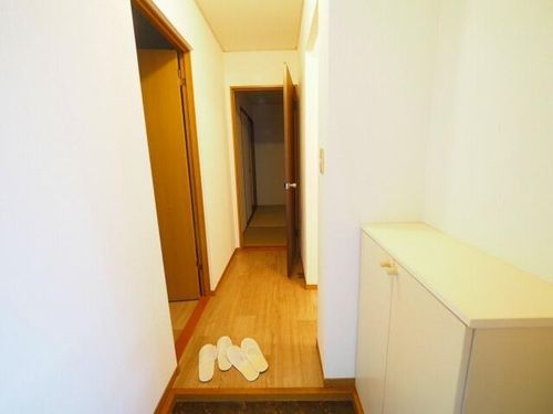 明光ハイムの玄関