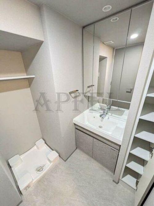 アーバネックス天満橋Frontの内装