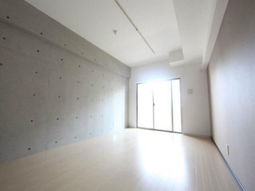 CASTELLOLUSSO(カステロルッソ)の内装