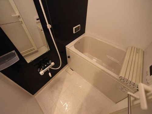 CASTELLOLUSSO(カステロルッソ)の風呂