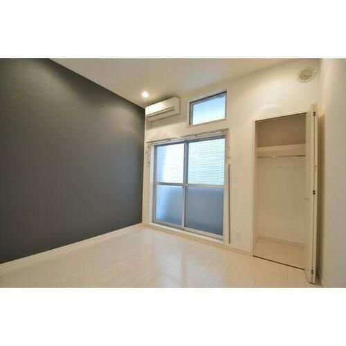 アーク東海通103の居間