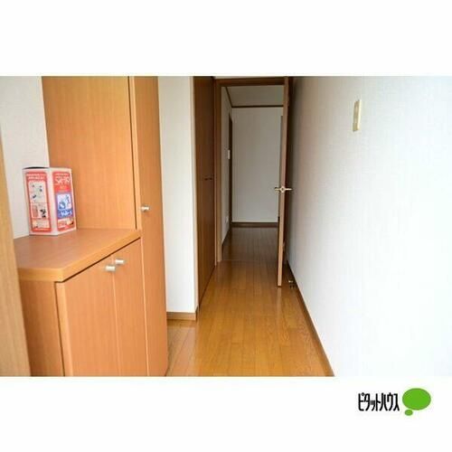 カリーノA102の玄関