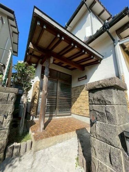 福岡県北九州市小倉南区石田町(一戸建)の賃貸物件の玄関