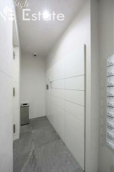 メイクスアート金山SOUTHの玄関