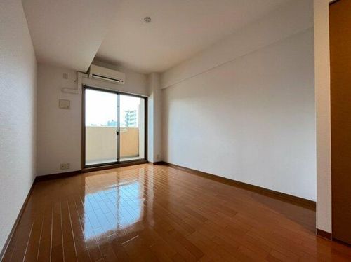 STATION COURT NORTHの居間