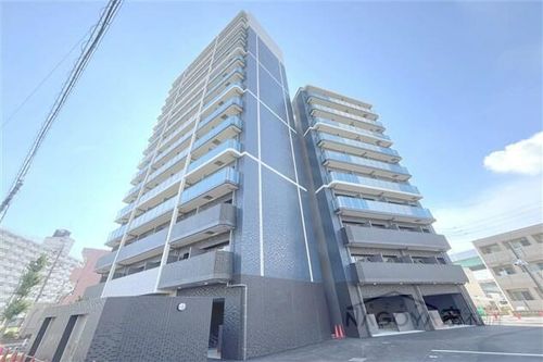 アドバンス名古屋シュテルンの外観