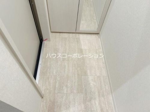 マンション RIKO塚口の玄関