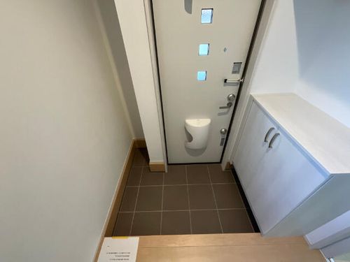 福岡県北九州市門司区寺内2丁目(一戸建)の賃貸物件Bの玄関