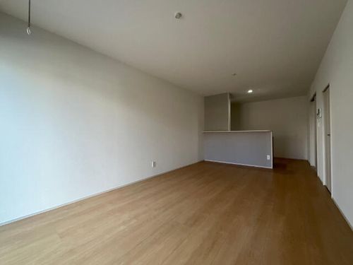 福岡県北九州市門司区寺内2丁目(一戸建)の賃貸物件Bの居間